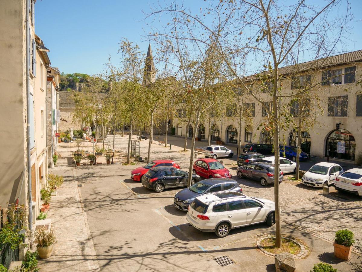 Gite Des Augustins Crémieu Exterior foto